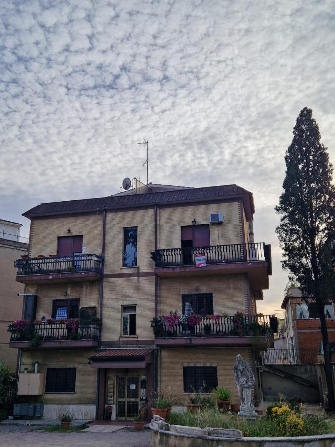 At Monica'S In Rome - Stazione Labaro Apartment Exterior photo